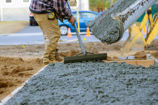 Best Affordable Concrete Services  in Roan Mountain, TN